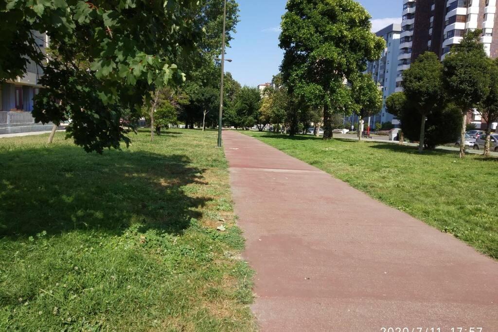 Piso Cerca De Playa Samil Apartment Vigo Ngoại thất bức ảnh